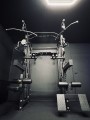 Pełne wyposażenie KRYPTON SPORT XA-205, Wielofunkcyjny atlas treningowy z 2 wyciągami po 110 kg