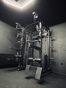 KRYPTON SPORT XA-205, Wielofunkcyjny atlas treningowy z 2 wyciągami po 110 kg, czarny mat 